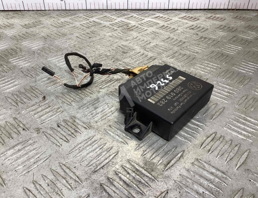 Блок управления парктрониками Volkswagen Passat B5+ (3B) 2000-2005 рестайлинг  Volkswagen Passat Passat B5+ (3B) 2000-2005 рестайлинг