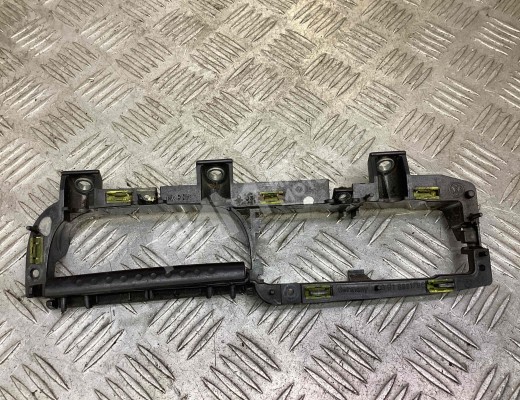 Ручка внутренняя передняя левая Volkswagen Passat B5+ (3B) 2000-2005 рестайлинг  Volkswagen Passat Passat B5+ (3B) 2000-2005 рестайлинг
