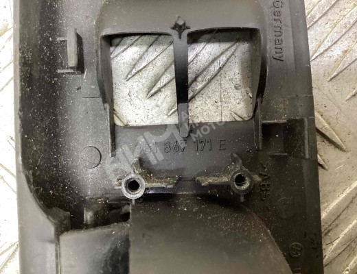 Ручка внутренняя передняя левая Volkswagen Passat B5+ (3B) 2000-2005 рестайлинг  Volkswagen Passat Passat B5+ (3B) 2000-2005 рестайлинг