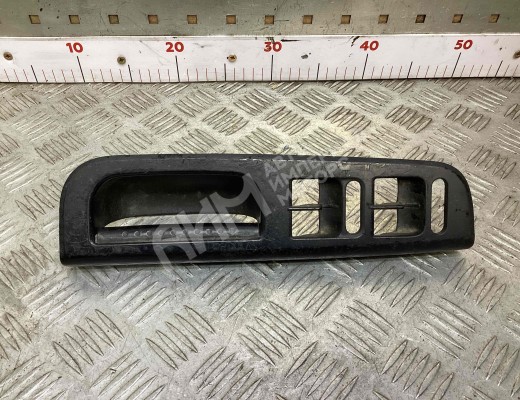 Ручка внутренняя передняя левая Volkswagen Passat B5+ (3B) 2000-2005 рестайлинг  Volkswagen Passat Passat B5+ (3B) 2000-2005 рестайлинг
