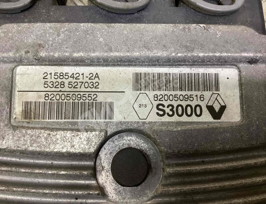 Блок управления двигателем Renault Scenic II (JM) 2006-2009 рестайлинг  Renault Scenic Scenic II (JM) 2006-2009 рестайлинг