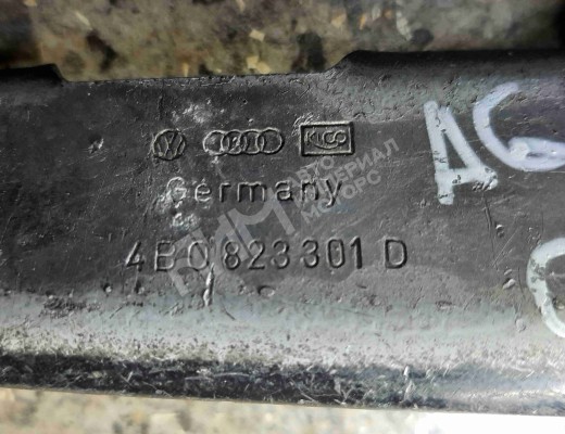Петля капота левая Audi A6 C5 (4B) 1997-2001  Audi A6 A6 C5 (4B) 1997-2001