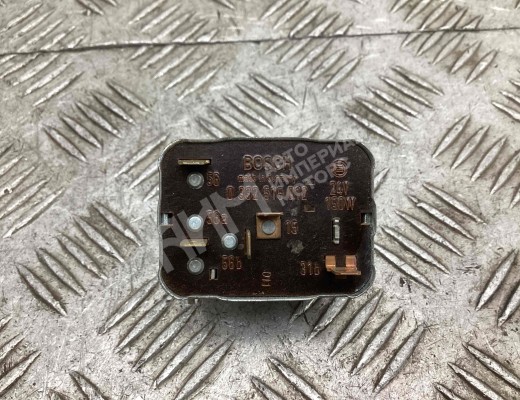 Реле поворотов Mercedes Vario (W670) 1996-2013  Mercedes Vario Vario (W670) 1996-2013