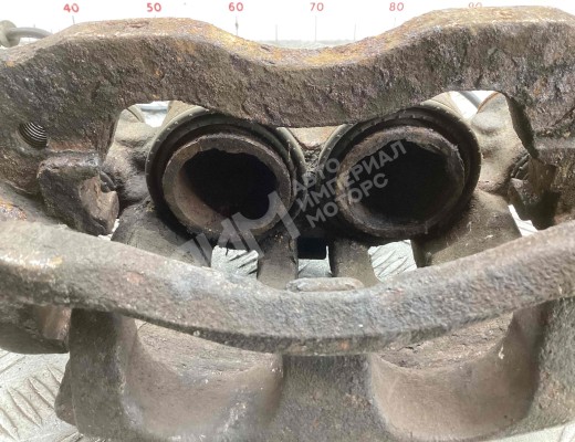 Суппорт передний правый Mercedes Sprinter II (W906) 2006-2013  Mercedes Sprinter Sprinter II (W906) 2006-2013