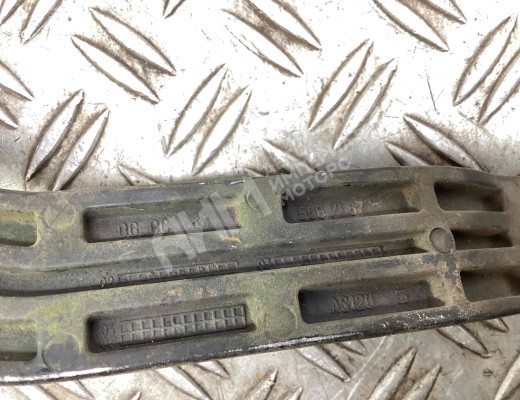 Щеткодержатель (поводок стеклоочистителя, дворник) Renault Kerax 1997-2013  Renault Kerax Kerax 1997-2013