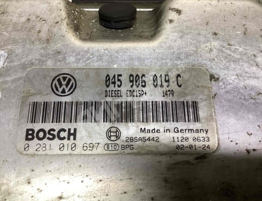 Блок управления двигателем Volkswagen Polo IV (9N) 2001-2005  Volkswagen Polo Polo IV (9N) 2001-2005