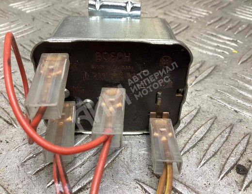 Реле поворотов Mercedes Vario (W670) 1996-2013  Mercedes Vario Vario (W670) 1996-2013