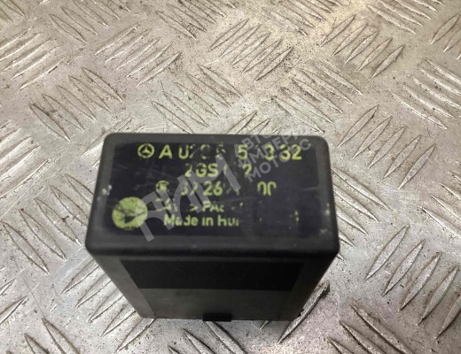 Реле поворотов Mercedes Vario (W670) 1996-2013  Mercedes Vario Vario (W670) 1996-2013
