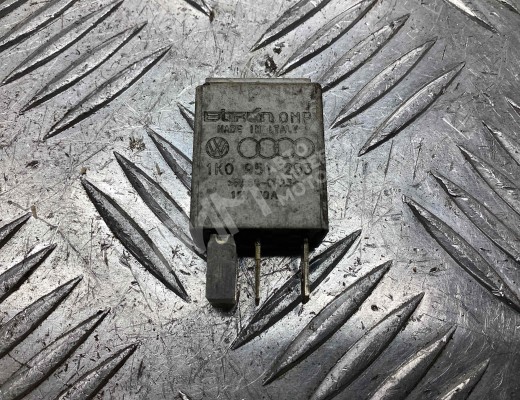 Реле (прочие) Volkswagen Passat B6 (3C) 2005-2010  Volkswagen Passat Passat B6 (3C) 2005-2010