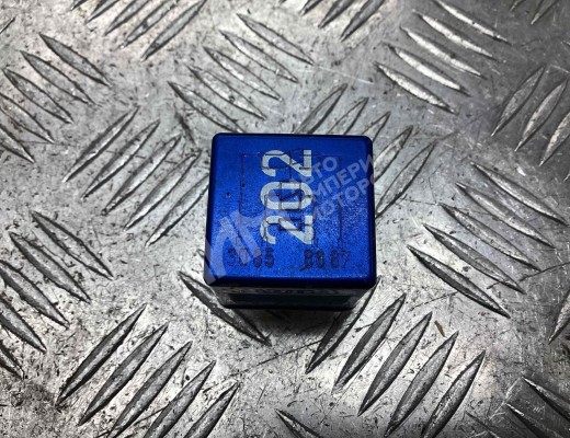 Реле накала свечей Audi A4 B7 (8EC, 8ED) 2004-2008  Audi A4 A4 B7 (8EC, 8ED) 2004-2008