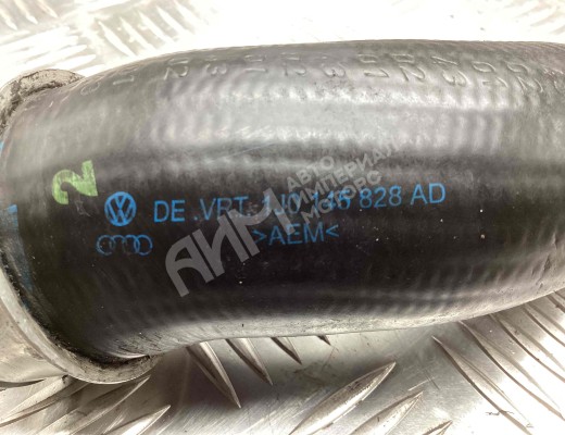 Патрубок интеркулера Volkswagen Golf IV (1J) 1997-2004  Volkswagen Golf Golf IV (1J) 1997-2004