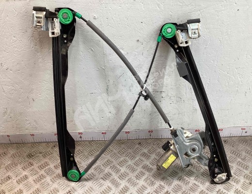 Стеклоподъемник передний правый Ford Focus I 2001-2005 рестайлинг  Ford Focus Focus I 2001-2005 рестайлинг
