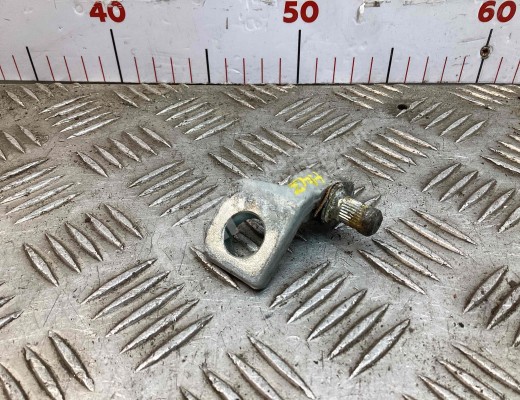 Петля двери передней правой Ford Focus I 2001-2005 рестайлинг  Ford Focus Focus I 2001-2005 рестайлинг