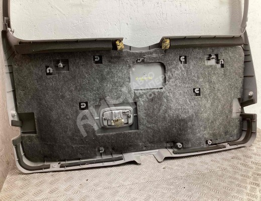 Обшивка крышки багажника Kia Carnival I (GQ) 1998-2006  Kia Carnival Carnival I (GQ) 1998-2006