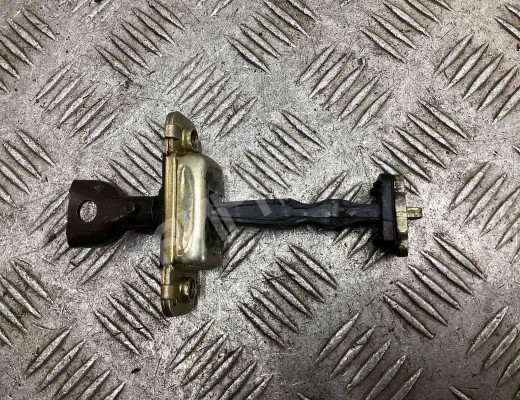 Ограничитель открывания двери передней Kia Carnival I (GQ) 1998-2006  Kia Carnival Carnival I (GQ) 1998-2006