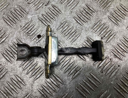 Ограничитель открывания двери передней Kia Carnival I (GQ) 1998-2006  Kia Carnival Carnival I (GQ) 1998-2006