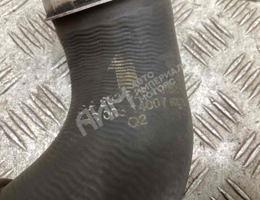 Патрубок интеркулера Mercedes C (W203) 2000-2004  Mercedes C C (W203) 2000-2004