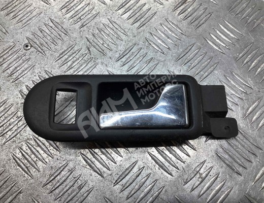 Ручка внутренняя передняя правая Volkswagen Passat B5+ (3B) 2000-2005 рестайлинг  Volkswagen Passat Passat B5+ (3B) 2000-2005 рестайлинг
