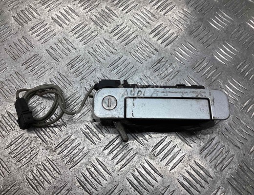 Ручка наружная передняя правая Audi A3 I (8L) 1996-2000  Audi A3 A3 I (8L) 1996-2000
