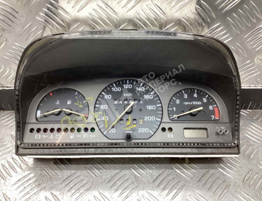 Щиток приборов (приборная панель) Seat Toledo I (1L) 1991-1999  Seat Toledo Toledo I (1L) 1991-1999