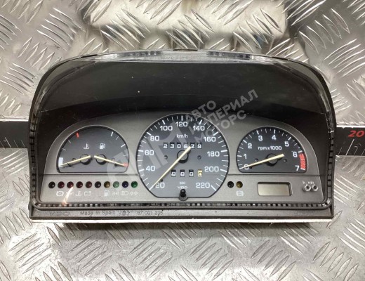 Щиток приборов (приборная панель) Seat Toledo I (1L) 1991-1999  Seat Toledo Toledo I (1L) 1991-1999