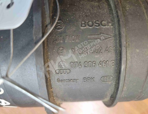 Расходомер воздуха Volkswagen Passat B5+ (3B) 2000-2005 рестайлинг  Volkswagen Passat Passat B5+ (3B) 2000-2005 рестайлинг