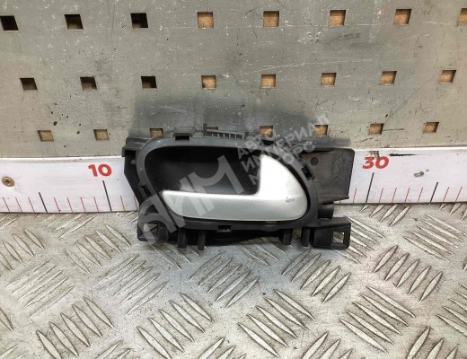 Ручка внутренняя передняя правая  Peugeot 207 (WA, WC, WK) 2006-2013