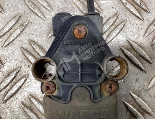 Кран уровня подвески кабины Renault Premium I 1996-2006  Renault Premium Premium I 1996-2006
