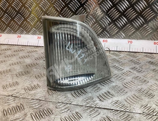 Поворотник правый Mercedes Vario (W670) 1996-2013  Mercedes Vario Vario (W670) 1996-2013