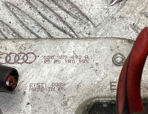 Сопротивление вентилятора охлаждения Audi A4 B5 (8D) 1999-2001 рестайлинг  Audi A4 A4 B5 (8D) 1999-2001 рестайлинг