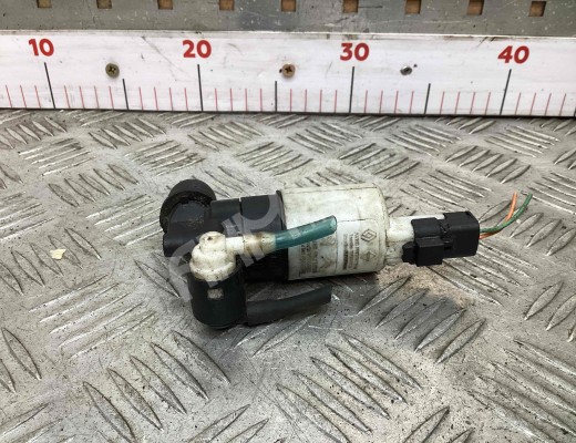 Насос (моторчик) омывателя стекла Citroen C4 (LA/LC) 2004-2010  Citroen C4 C4 (LA/LC) 2004-2010