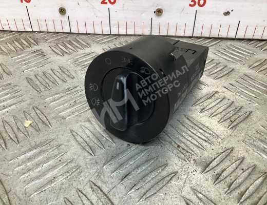 Переключатель света Volkswagen Passat B5+ (3B) 2000-2005 рестайлинг  Volkswagen Passat Passat B5+ (3B) 2000-2005 рестайлинг
