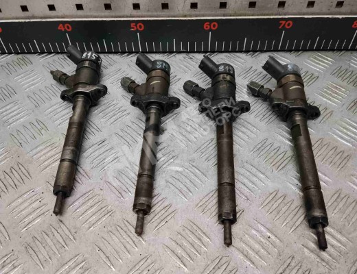Форсунка Ford Fusion (JU) 2002-2005  Ford Fusion Fusion (JU) 2002-2005