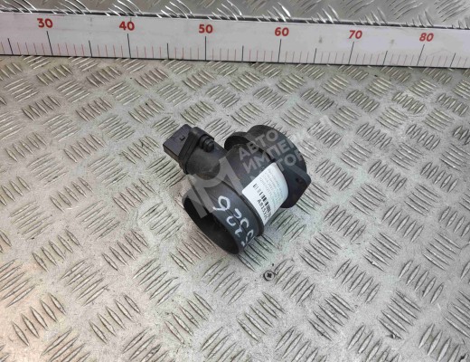 Расходомер воздуха Volkswagen Caddy III (2K) 2004-2010  Volkswagen Caddy Caddy III (2K) 2004-2010