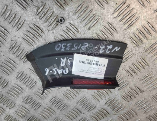 Накладка под фонарь правый  Volkswagen Passat B6 (3C) 2005-2010
