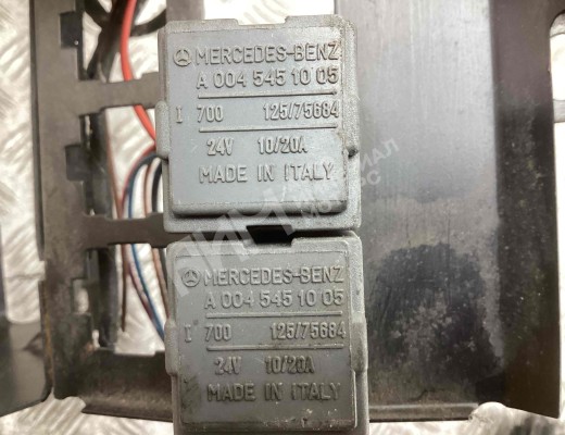 Блок реле Mercedes Vario (W670) 1996-2013  Mercedes Vario Vario (W670) 1996-2013