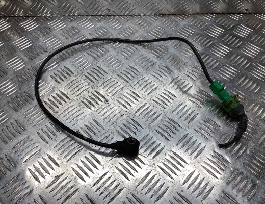 Датчик детонации Volkswagen Passat B5 (3B) 1996-2000  Volkswagen Passat Passat B5 (3B) 1996-2000