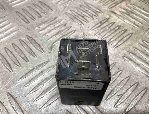 Реле стеклоочистителей (дворников) Mercedes Vario (W670) 1996-2013  Mercedes Vario Vario (W670) 1996-2013