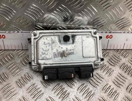 Блок управления двигателем Peugeot 307 (3A/3H) 2001-2005  Peugeot 307 307 (3A/3H) 2001-2005