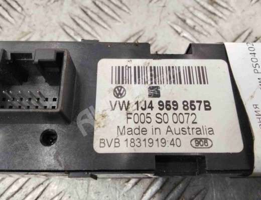 Блок управления стеклоподъемниками Volkswagen Golf IV (1J) 1997-2004  Volkswagen Golf Golf IV (1J) 1997-2004