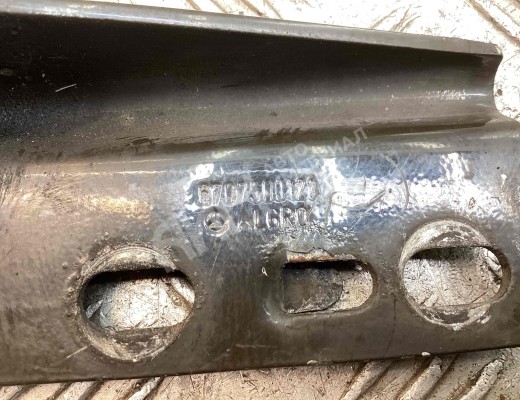 Петля капота правая Mercedes Vario (W670) 1996-2013  Mercedes Vario Vario (W670) 1996-2013