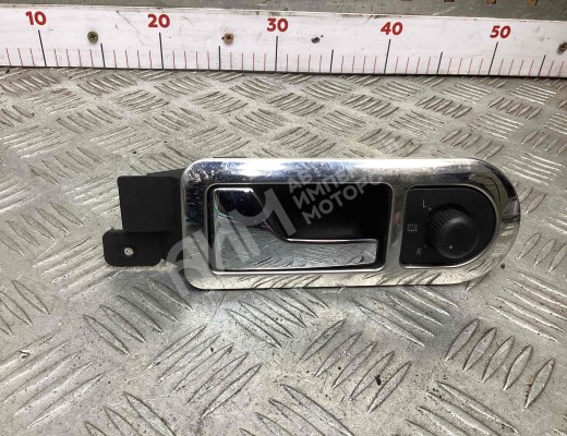 Ручка внутренняя передняя левая Volkswagen Passat B5+ (3B) 2000-2005 рестайлинг  Volkswagen Passat Passat B5+ (3B) 2000-2005 рестайлинг
