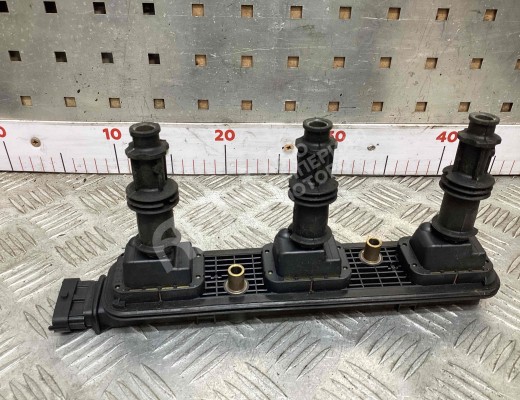 Катушка зажигания Opel Vectra C 2002-2005  Opel Vectra Vectra C 2002-2005