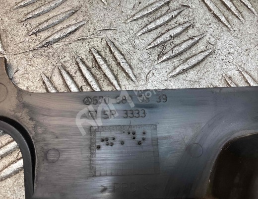 Накладка декоративная на торпедо Mercedes Vario (W670) 1996-2013  Mercedes Vario Vario (W670) 1996-2013