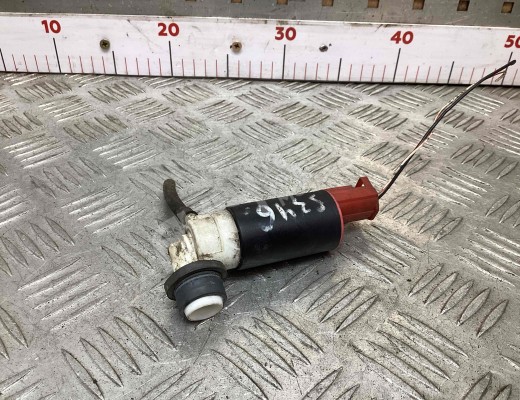 Насос (моторчик) омывателя стекла Honda Civic VII 2003-2005 рестайлинг  Honda Civic Civic VII 2003-2005 рестайлинг