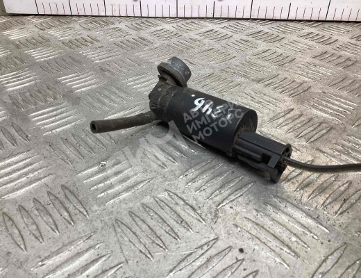 Насос (моторчик) омывателя стекла Honda Civic VII 2003-2005 рестайлинг  Honda Civic Civic VII 2003-2005 рестайлинг