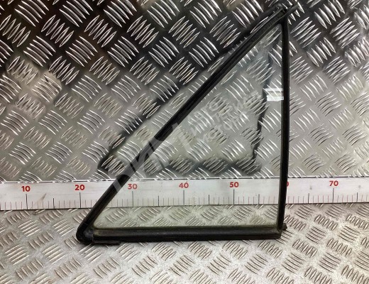 Форточка задняя правая Mercedes 190 (W201) 1982-1993  Mercedes 190 190 (W201) 1982-1993