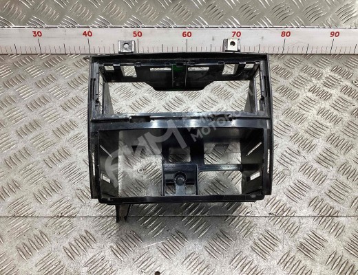 Рамка под магнитолу  Mercedes Sprinter Sprinter II (W906) 2013-2018 рестайлинг
