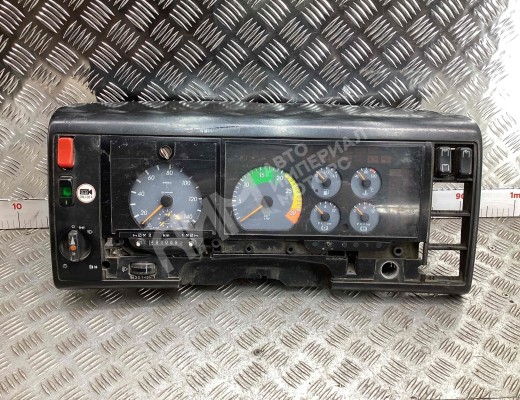 Щиток приборов (приборная панель) Mercedes Vario (W670) 1996-2013  Mercedes Vario Vario (W670) 1996-2013
