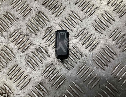 Кнопка (выключатель) Mercedes Vario (W670) 1996-2013  Mercedes Vario Vario (W670) 1996-2013